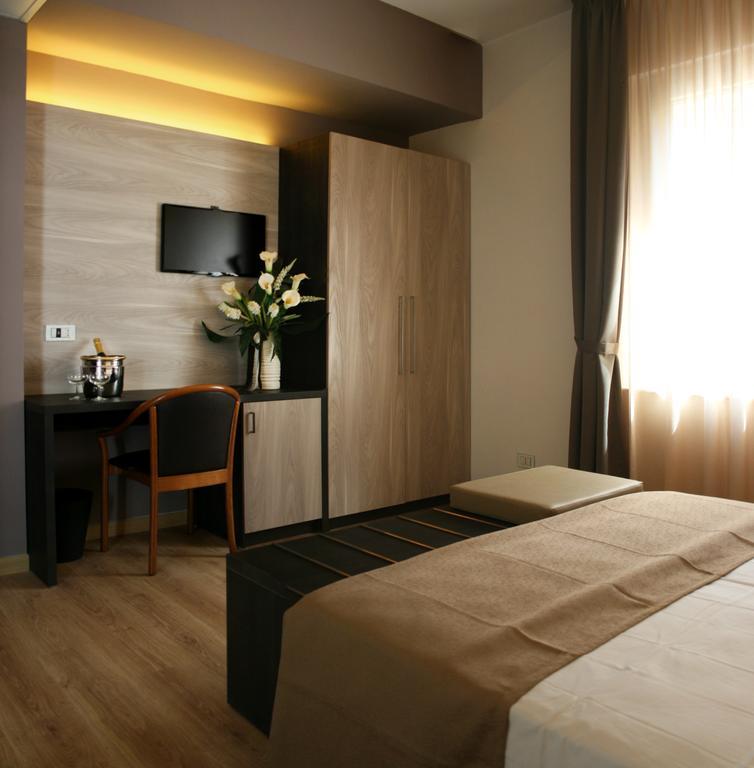 Hotel Lory My Wellness Spa Chianciano Terme Habitación foto